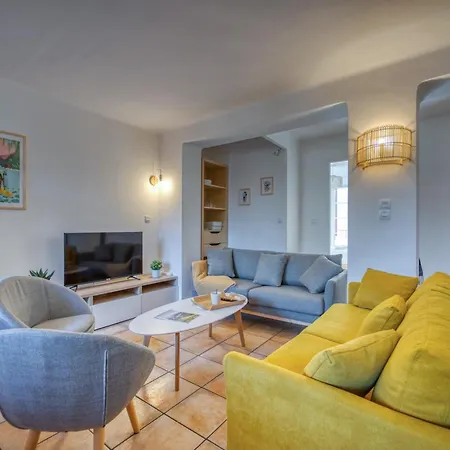3 8 Places Et Garage